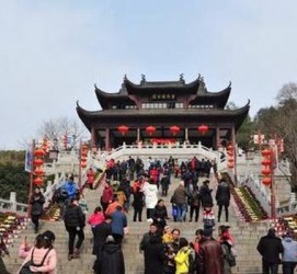阿坝湖北旅游攻略(七月湖北旅游攻略)