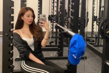 阿坝我是一名瑜伽锻练外加兼职模特(我是一名瑜伽锻练外加兼职模特小说)