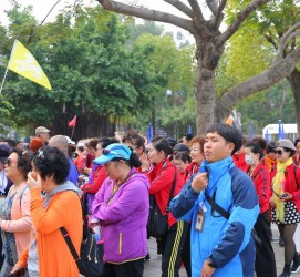 阿坝私人伴游是什么 杭州一女大学生出租自己做陪游 每天收费千元