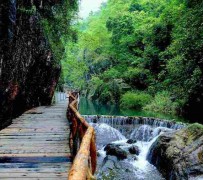 阿坝周边旅游(周边旅游景区哪里好玩)