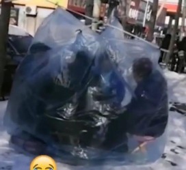 阿坝东北大爷带老伴游中国(东北大爷带老伴游中国旅行)