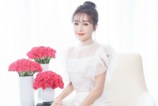 阿坝洛杉矶兼职模特伴游女预约的简单介绍