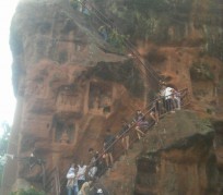 阿坝乐山旅游攻略(乐山旅游攻略自由行路线推荐)