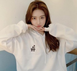 阿坝女伴侣喜好兼职网拍模特的简单介绍