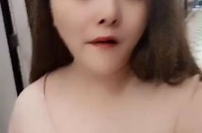 阿坝美院系花兼职死商务模特(美院系花兼职商务模特第2部一边看球一边玩)