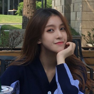 阿坝伴游女生刘梓萱的资料