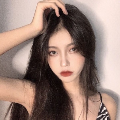 阿坝伴游女生杨梦琪的资料