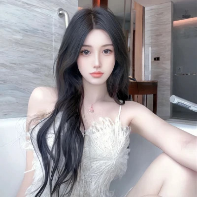 阿坝伴游女生吴悠的资料