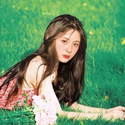 阿坝伴游女生谢珞欣的资料