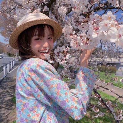 阿坝伴游女生扶婷的资料