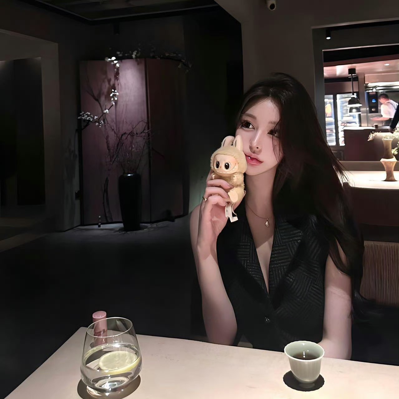 阿坝伴游女生范甜甜的资料