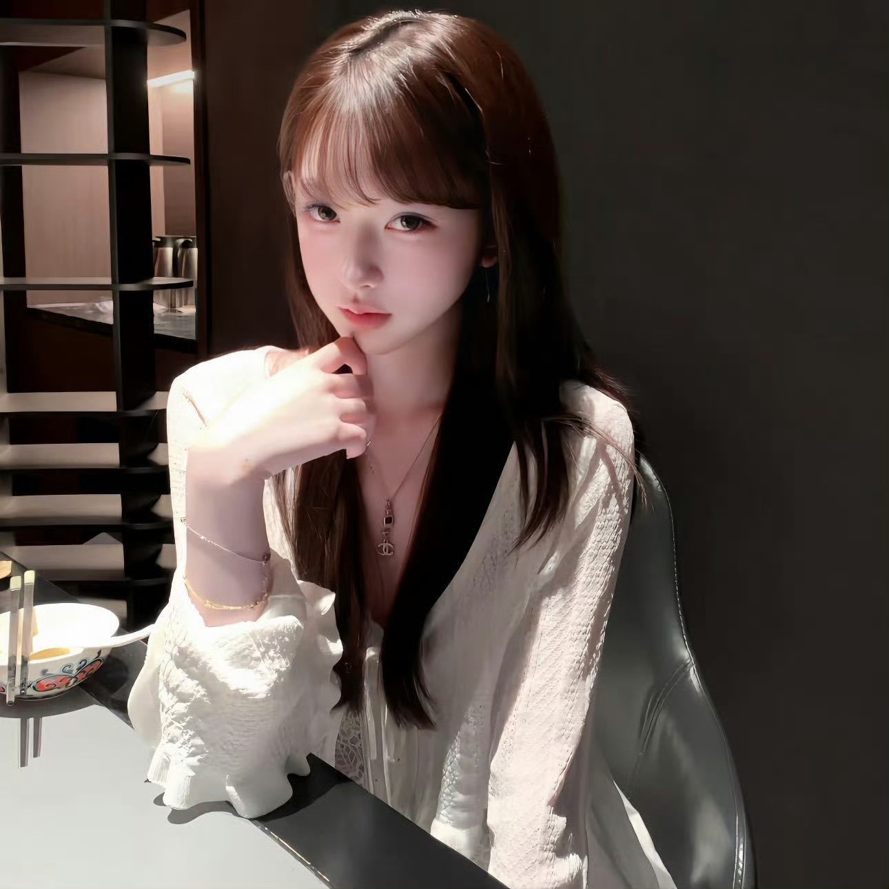 阿坝伴游女生苏菲亚的资料