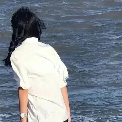 阿坝伴游女生张廖新竹
